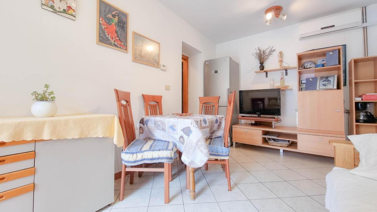 Appartement Valentino à Novigrad Istria Extérieur photo