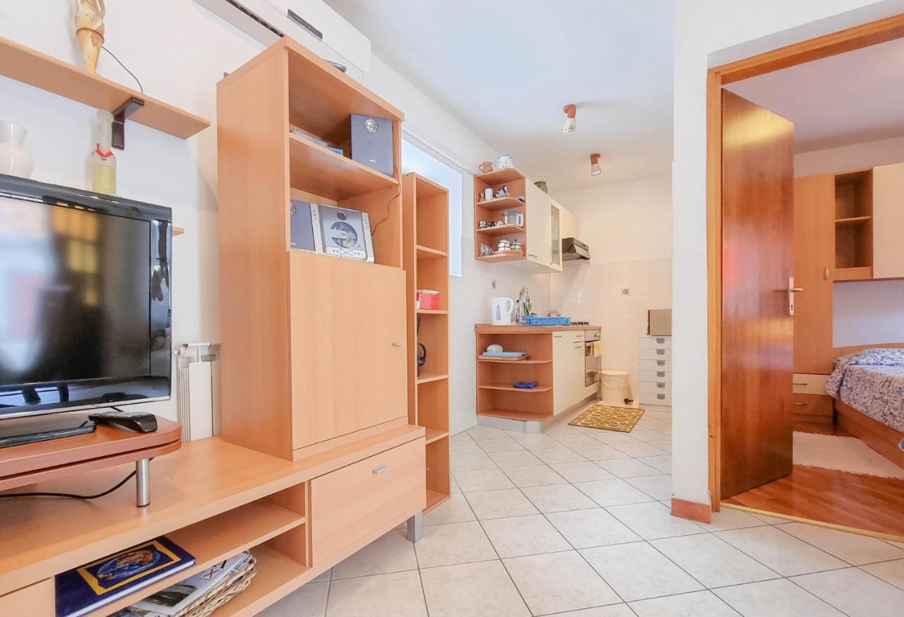 Appartement Valentino à Novigrad Istria Extérieur photo